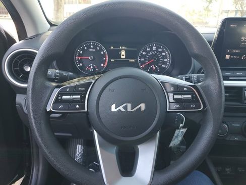 Used 2023 Kia Forte LXS image 13