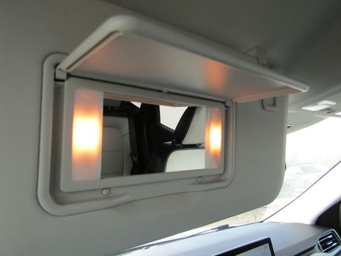 Used 2025 Ford Escape SE FWD image 34