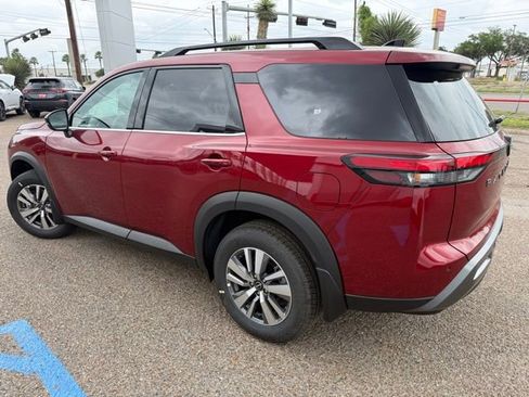 New 2026 Nissan Pathfinder SL FWD image 5