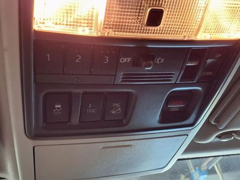 Used 2018 Toyota 4Runner Limited image 25