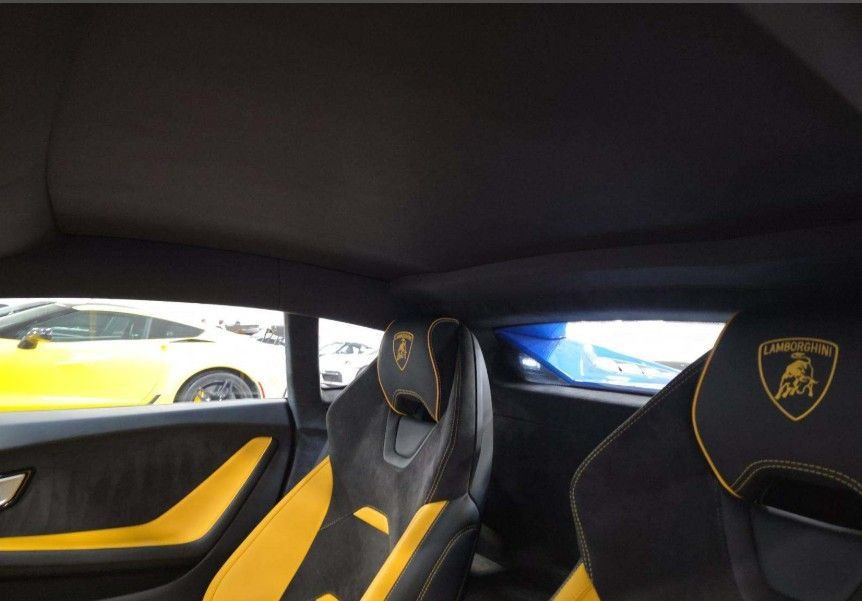Used 2023 Lamborghini Huracan Tecnica RWD image 5
