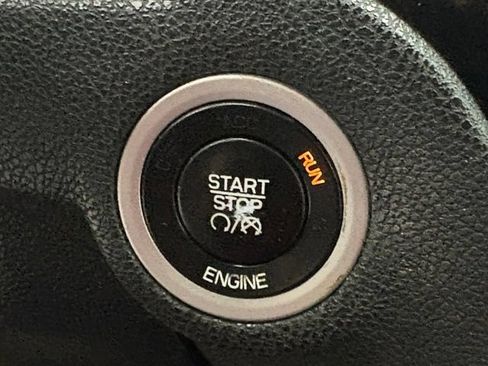 Used 2015 Chrysler 300 S RWD image 25