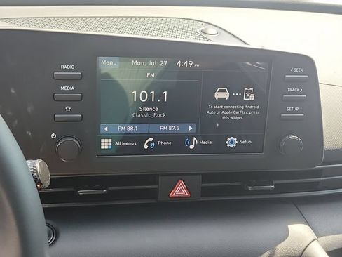 New 2026 Hyundai Elantra SEL Sport FWD image 11