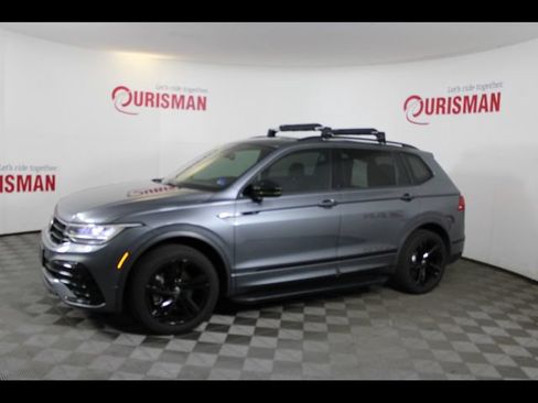 Used 2023 Volkswagen Tiguan SE R-Line AWD/4WD image 5