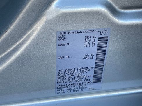 Used 2024 Nissan Altima 2.5 SR image 34