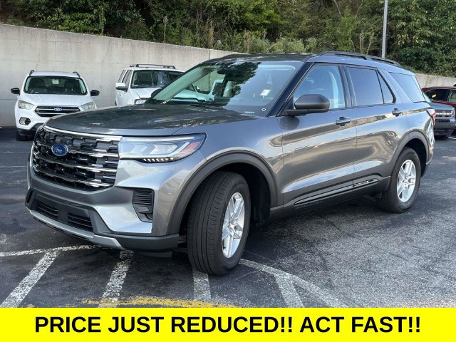 Certified 2026 Ford Explorer Active AWD/4WD image 8