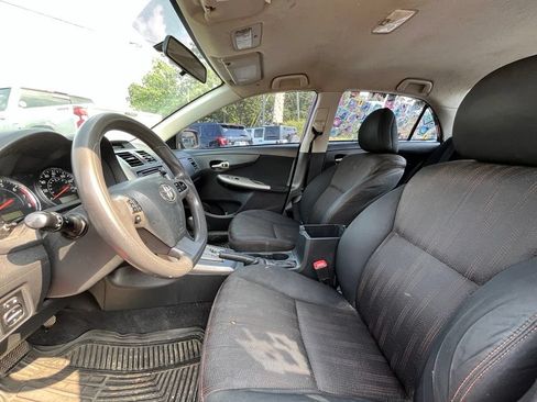 Used 2013 Toyota Corolla S Special Edition FWD image 24