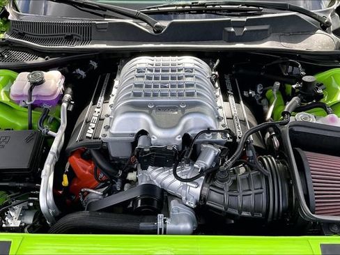 Used 2023 Dodge Challenger SRT Hellcat RWD image 9