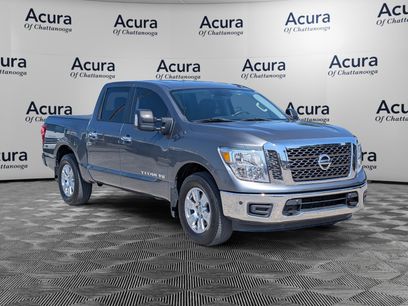 Used 2018 Nissan Titan SV w/ SV Convenience Package