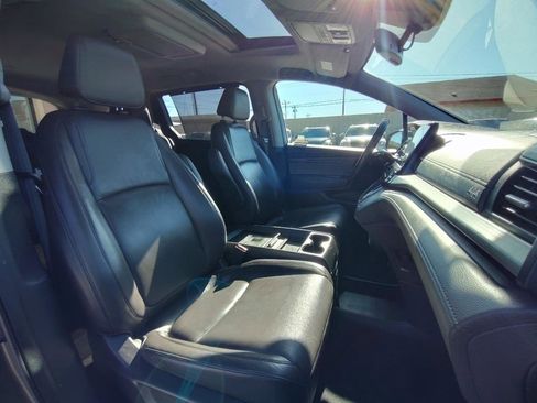 Used 2018 Honda Odyssey EX-L image 46