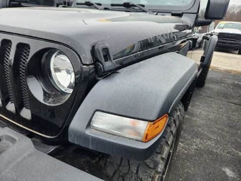 Used 2023 Jeep Wrangler Unlimited Sport AWD/4WD image 23
