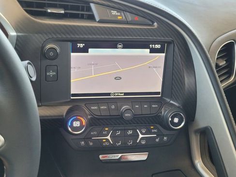 Used 2016 Chevrolet Corvette Z06 w/ 3LZ Preferred Equipment Group RWD image 16