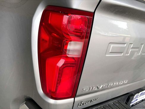 Used 2025 Chevrolet Silverado 3500 LT w/ Safety Package AWD/4WD image 13