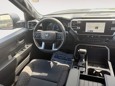 Used 2026 Toyota Tundra SR5 AWD/4WD image 11