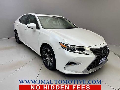 Used 2017 Lexus ES 350 w/ Navigation System Package FWD image 7