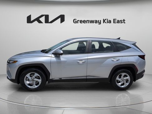 Used 2023 Hyundai Tucson SE FWD image 9