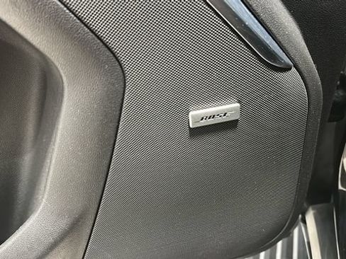 Used 2024 GMC Yukon Denali AWD/4WD image 10