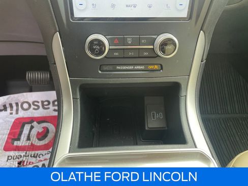 Used 2023 Ford Edge SEL w/ Convenience Package image 15