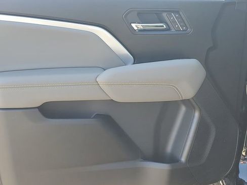 New 2026 Chevrolet Colorado ZR2 w/ Technology Package image 21