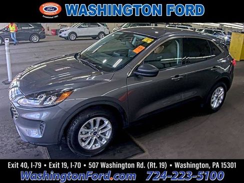 Used 2022 Ford Escape SE image 1