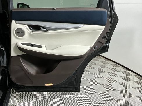 Used 2019 INFINITI QX50 Essential w/ Sensory Package image 24