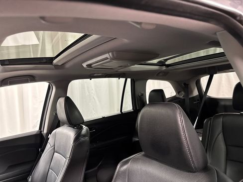 Used 2017 Honda Pilot Elite image 26