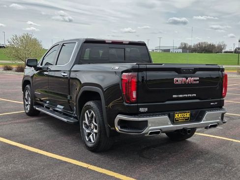 Used 2023 GMC Sierra 1500 SLT w/ SLT Premium Plus Package AWD/4WD image 6