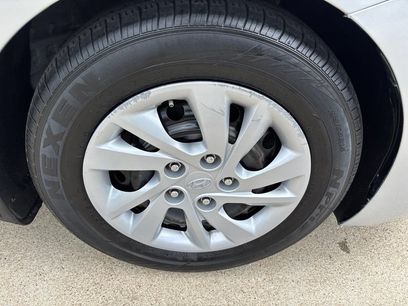 Used 2020 Hyundai Elantra SE