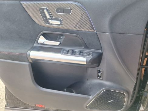 Used 2025 Mercedes-Benz GLA 35 AMG 4MATIC image 21