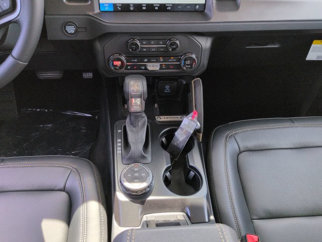 Used 2025 Ford Bronco Badlands AWD/4WD image 21