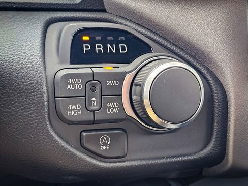 New 2026 RAM 1500 Big Horn AWD/4WD image 21