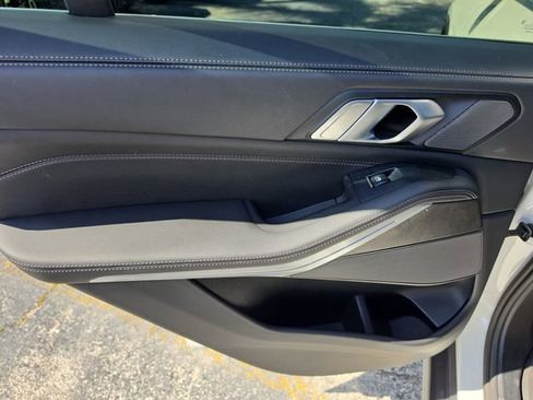 Used 2024 BMW X5 sDrive40i w/ Premium Package image 9