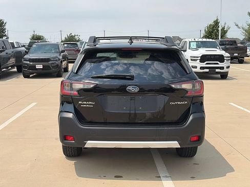 Used 2023 Subaru Outback Limited AWD/4WD image 6
