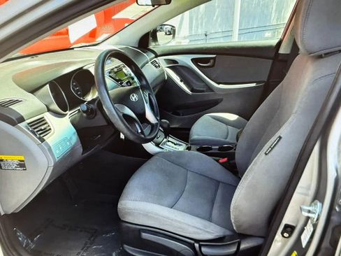 Used 2013 Hyundai Elantra GLS FWD image 6