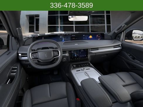 New 2026 Lincoln Navigator L Reserve AWD/4WD image 9