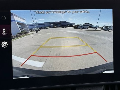 Used 2023 Kia Sportage EX image 16