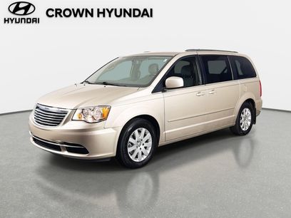 Used 2016 Chrysler Town & Country LX