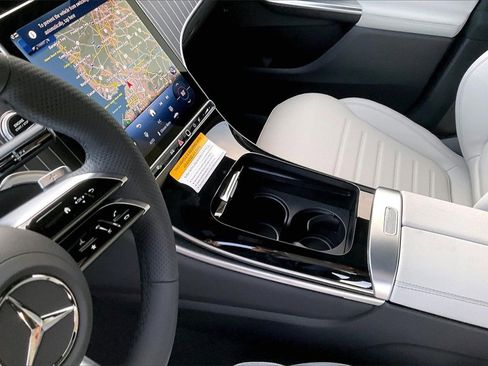 New 2026 Mercedes-Benz GLC 300 4MATIC image 8