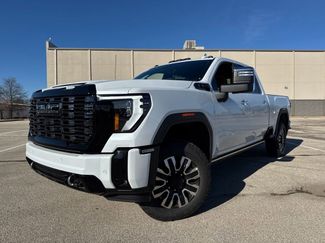 New 2026 GMC Sierra 2500 Denali Ultimate w/ Max Trailering Package AWD/4WD 360° Tour