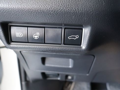 Used 2024 Toyota Grand Highlander AWD image 19