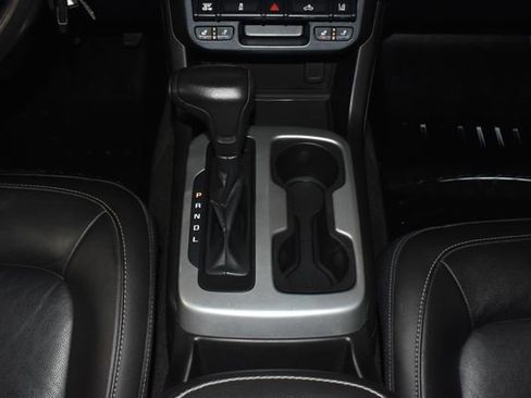Used 2018 Chevrolet Colorado LT w/ Luxury Package, Chrome AWD/4WD image 22