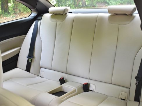 Used 2018 BMW 230i Coupe RWD image 17
