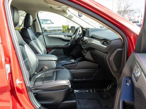 Used 2020 Ford Escape SEL image 10