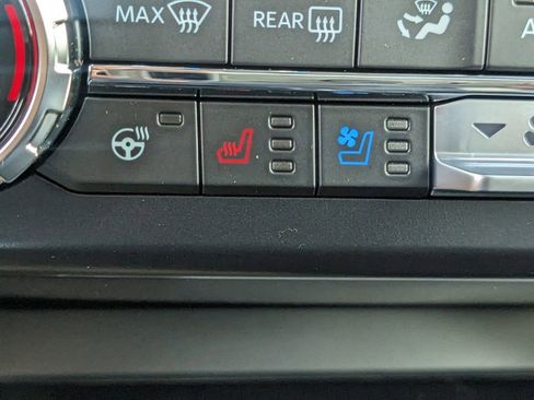 New 2025 Ford F250 Lariat w/ Lariat Ultimate Package image 25