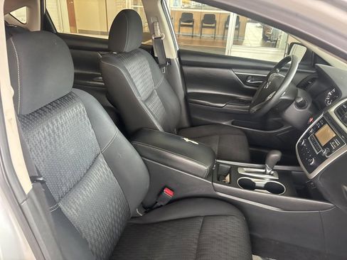 Used 2017 Nissan Altima 2.5 S w/ Power Driver Seat Package image 29
