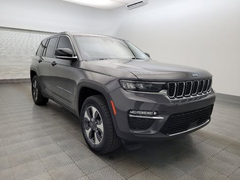 Used 2022 Jeep Grand Cherokee Limited 4xe image 13