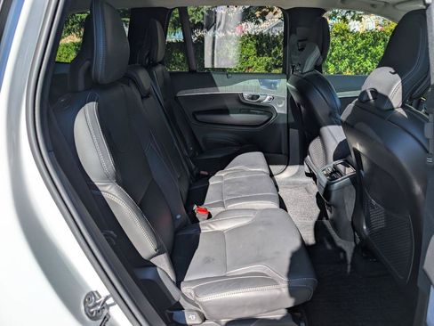 Used 2023 Volvo XC90 B6 Ultimate w/ Lounge Package AWD/4WD image 17