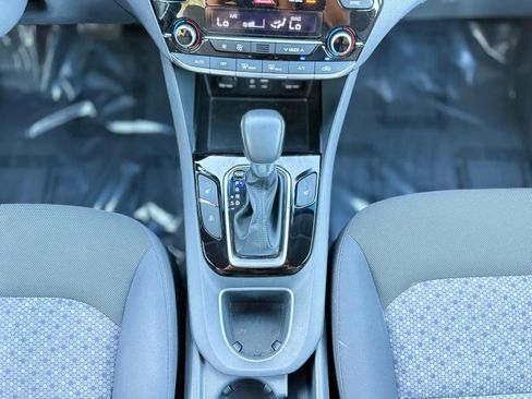 Used 2019 Hyundai Ioniq Plug-In Hybrid FWD image 16