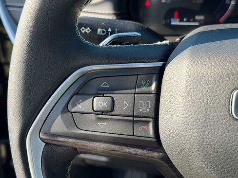 New 2026 Jeep Grand Cherokee Limited image 18