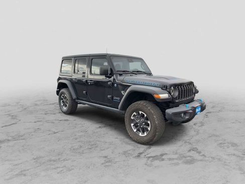 Used 2024 Jeep Wrangler Unlimited Rubicon 4xe image 2